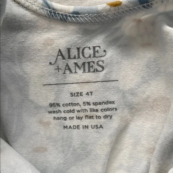 Alice+Ames Blue and White Floral Romper - Picture 2 of 4